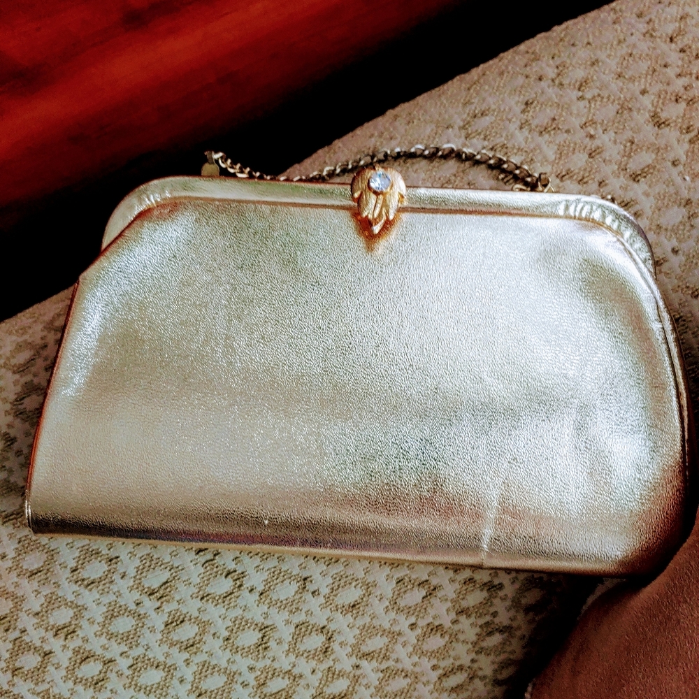 Vintage Gold Metalic Leather Clutch w/Gold Clasp